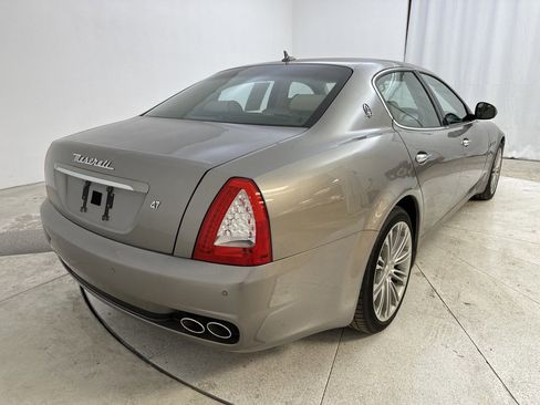 Used 2010 Maserati Quattroporte S image 8