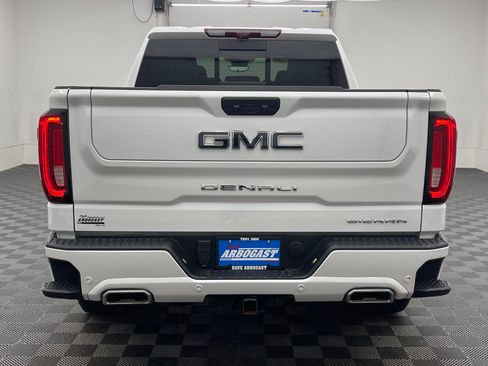 Used 2024 GMC Sierra 1500 Denali Ultimate AWD/4WD image 11