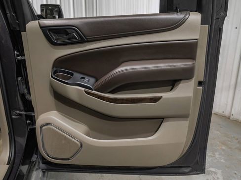 Used 2015 Chevrolet Suburban LT w/ Max Trailering Package RWD image 47