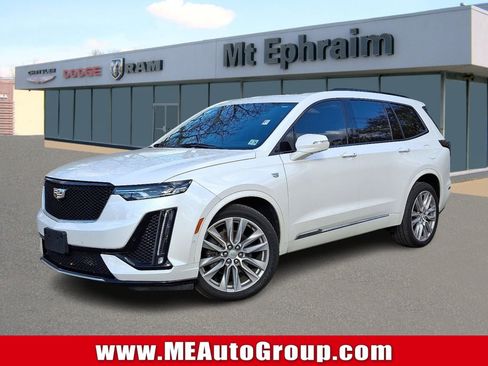 Used 2021 Cadillac XT6 Sport image 1