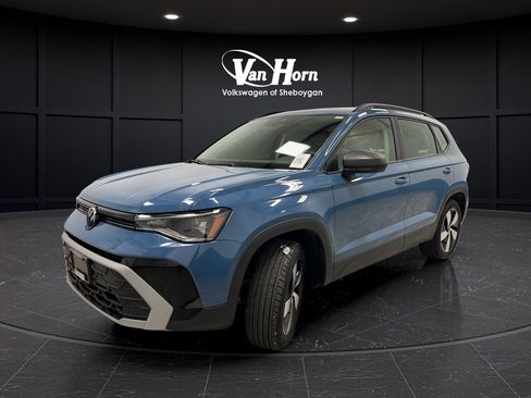 Used 2025 Volkswagen Taos S AWD/4WD image 3