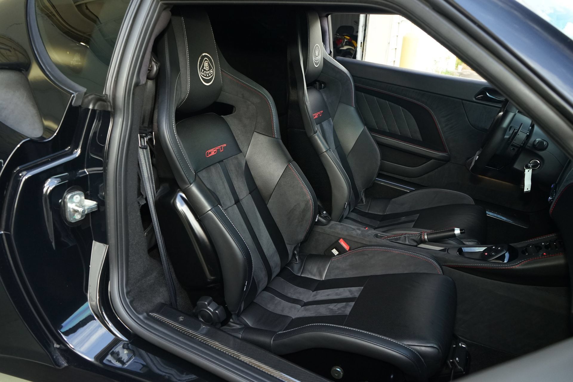 Used 2020 Lotus Evora RWD image 10