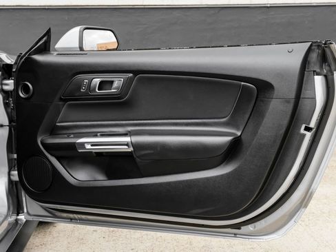 Used 2022 Ford Mustang GT RWD image 45
