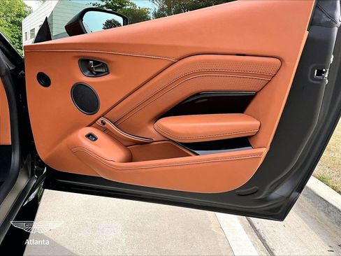 Used 2023 Aston Martin V8 Vantage Roadster RWD image 19