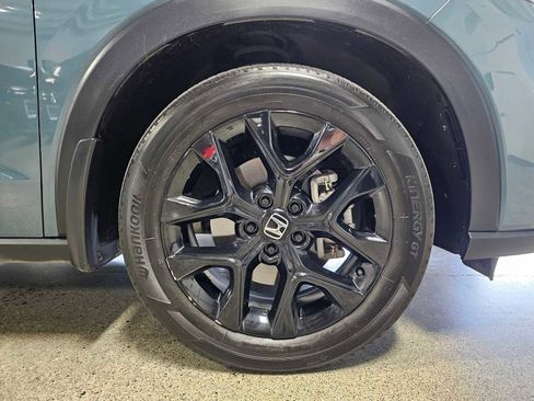 Used 2024 Honda HR-V Sport image 9