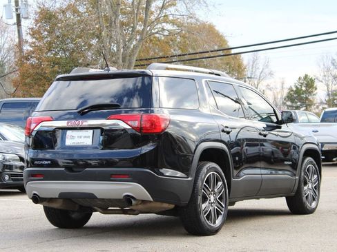 Used 2017 GMC Acadia SLT image 8