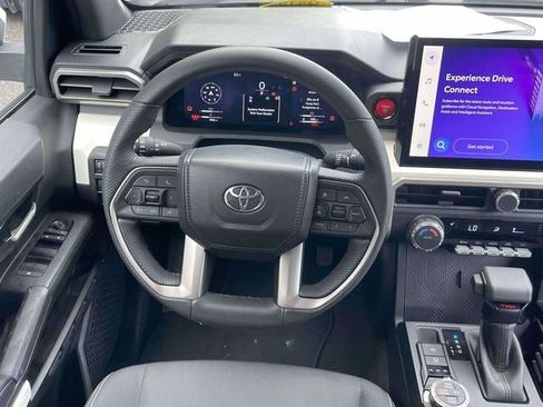 Used 2024 Toyota Tacoma SR5 AWD/4WD image 15