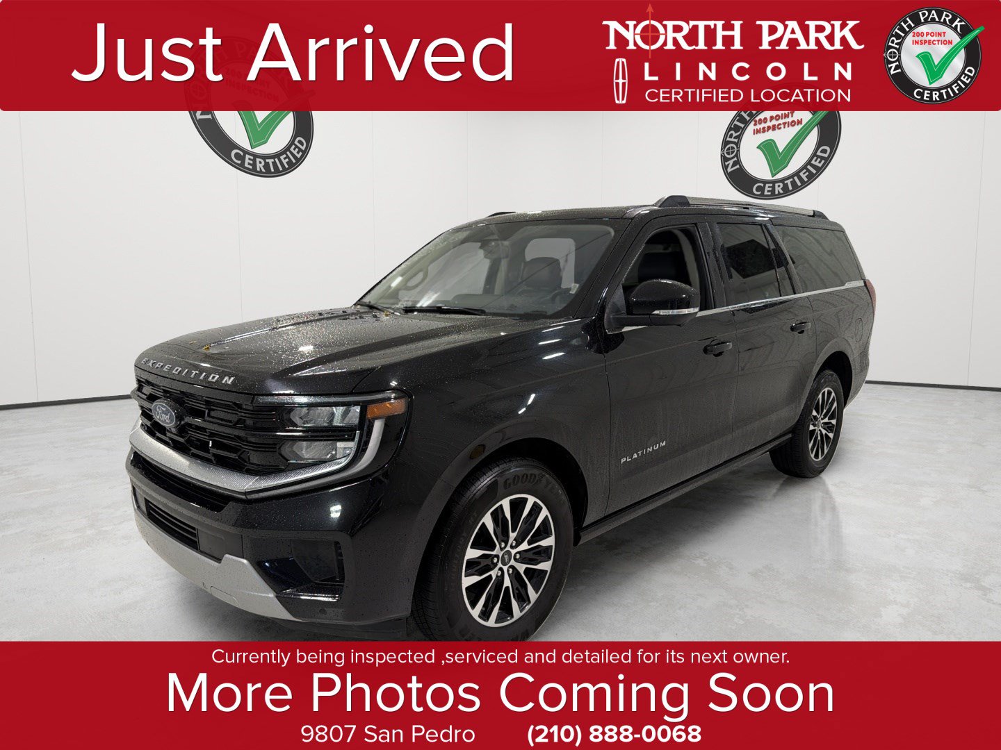 Used 2025 Ford Expedition Max Platinum AWD/4WD image 1