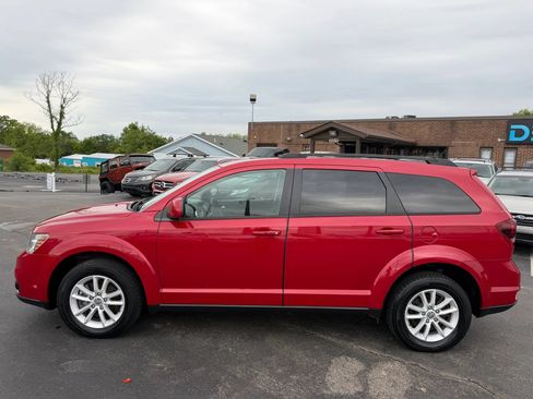 Used 2017 Dodge Journey SXT AWD/4WD image 6