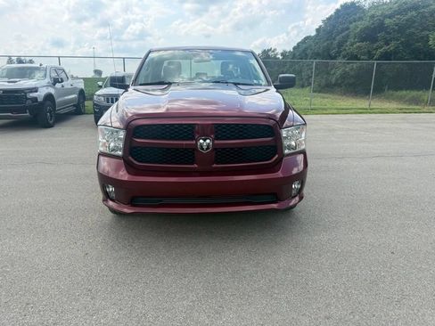 Used 2017 RAM 1500 Express AWD/4WD image 10