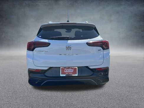 Certified 2024 Buick Encore GX Sport Touring FWD image 5