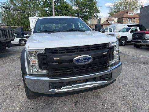 Used 2019 Ford F550 2WD Crew Cab Super Duty image 5