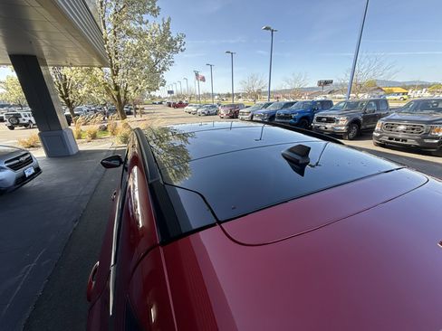 New 2025 Ford Escape SE w/ Class II Trailer Tow Package image 11