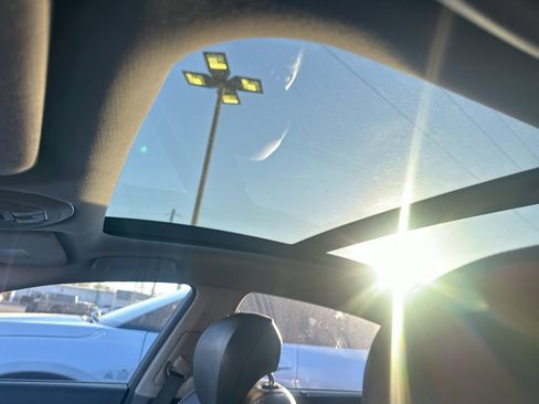 Used 2016 Hyundai Genesis 3.8 w/ Option Group 02 image 3