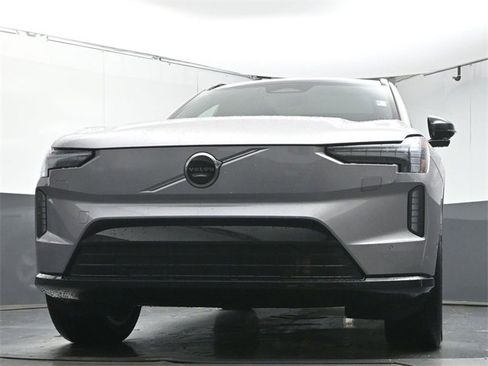 New 2026 Volvo EX90 Plus image 31