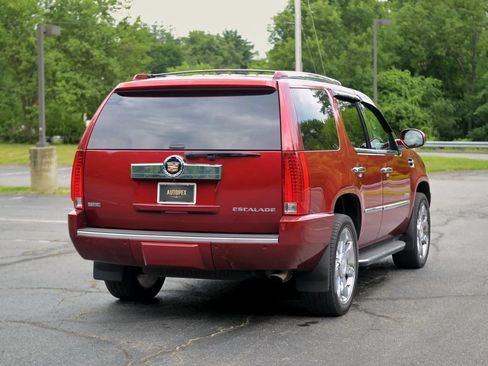Used 2010 Cadillac Escalade Luxury AWD/4WD image 47