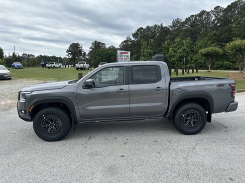 New 2026 Nissan Frontier PRO-4X AWD/4WD image 8
