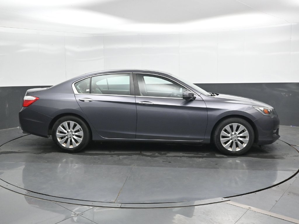 Used 2015 Honda Accord EX image 3