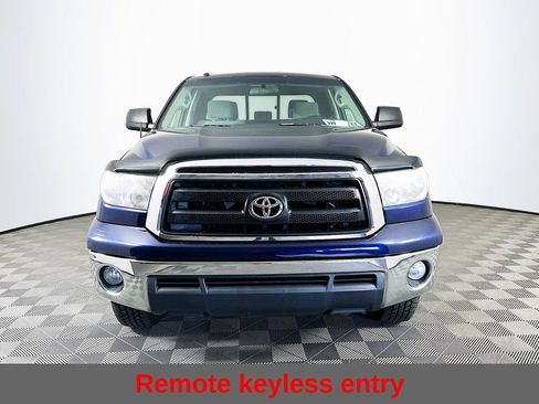 Used 2013 Toyota Tundra 4x4 Double Cab w/ Tow Pkg image 3