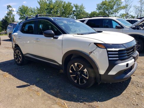 Used 2026 Nissan Kicks SV w/ SV Premium Package AWD/4WD image 1