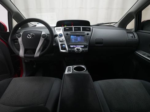Used 2014 Toyota Prius V Two FWD image 5