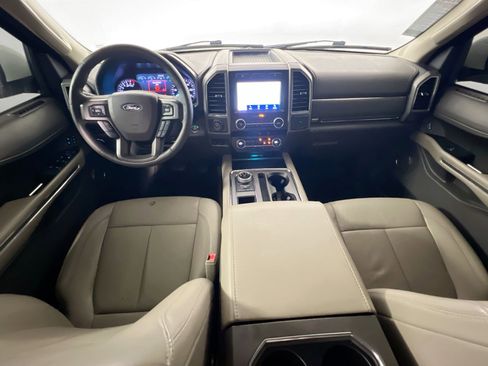 Used 2020 Ford Expedition Max XLT w/ Equipment Group 202A RWD image 30