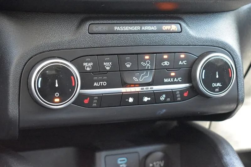 Used 2023 Ford Escape Active AWD/4WD image 25