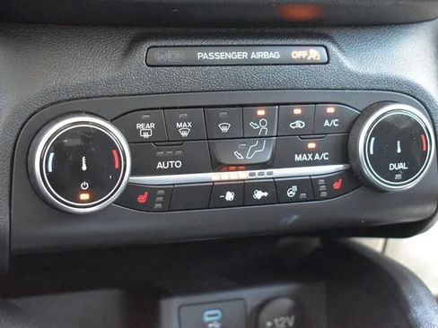 Used 2023 Ford Escape Active AWD/4WD image 25