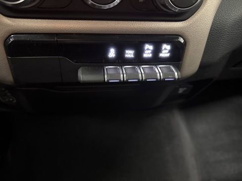 Used 2019 RAM 1500 Laramie image 42