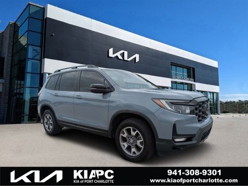 Used 2023 Honda Passport TrailSport image 1