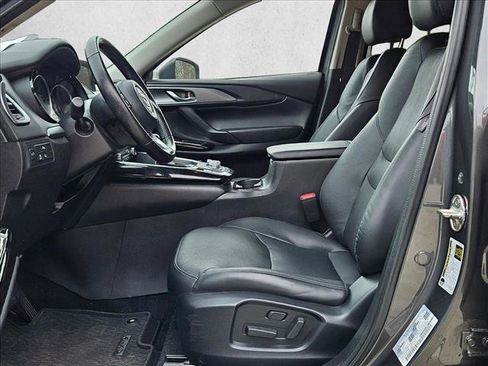 Used 2022 MAZDA CX-9 Touring w/ Touring Premium Package image 13