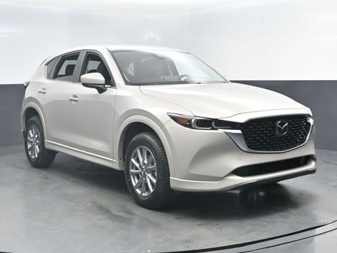 Used 2025 MAZDA CX-5 AWD 2.5 S w/ Select Package image 2