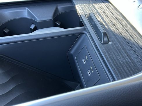 New 2026 Nissan Armada SV image 33