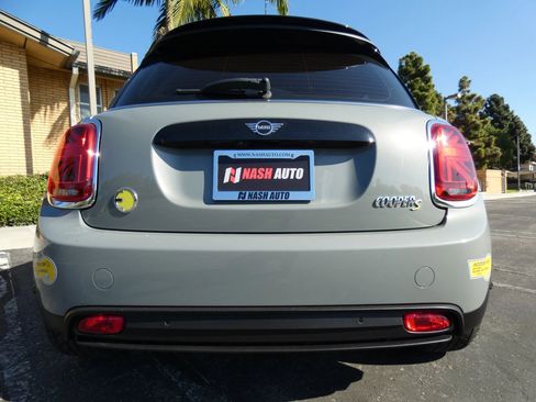 Used 2022 MINI Cooper SE image 10