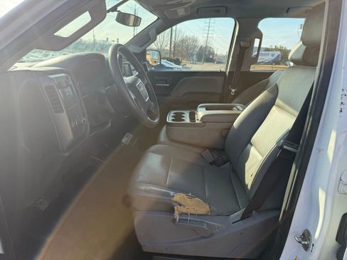 Used 2017 GMC Sierra 2500 2WD Crew Cab image 12