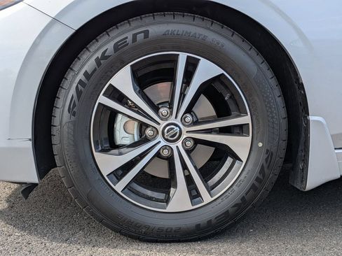 Used 2022 Nissan Sentra SV FWD image 24