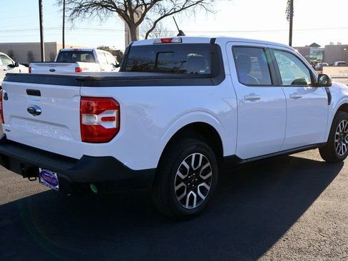 Used 2024 Ford Maverick Lariat image 14