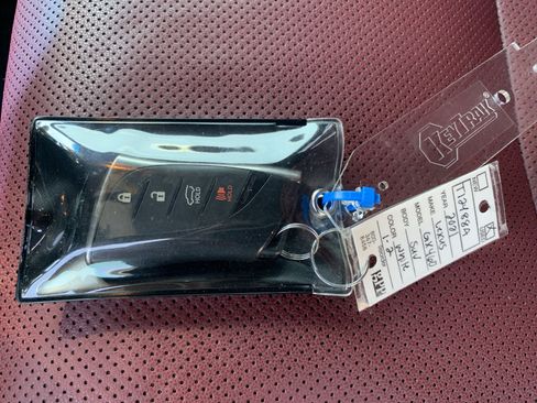 Used 2021 Lexus GX 460 Premium image 37