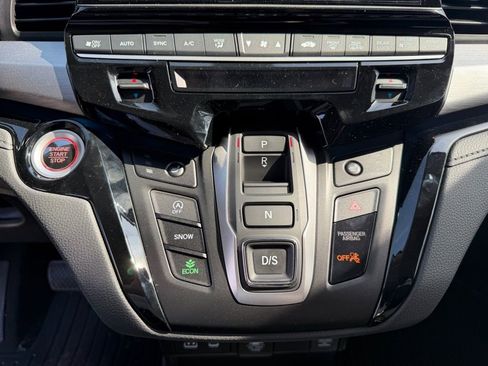 New 2026 Honda Odyssey Touring image 22
