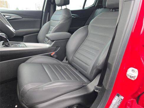 Used 2025 Alfa Romeo Tonale w/ Premium Package image 30