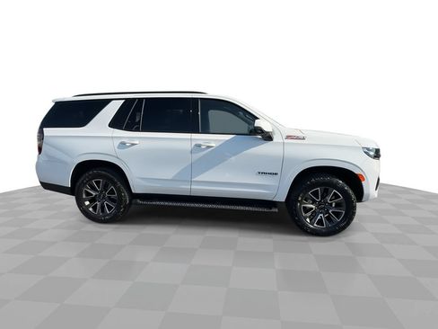 Certified 2024 Chevrolet Tahoe Z71 w/ Luxury Package AWD/4WD image 9