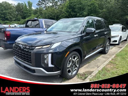 Used 2023 Hyundai Palisade SEL FWD image 1