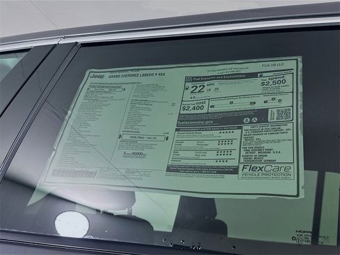 New 2025 Jeep Grand Cherokee Laredo X image 20