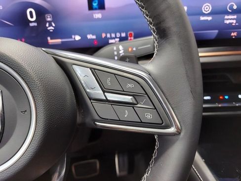 Certified 2025 Buick Envision Sport Touring image 36