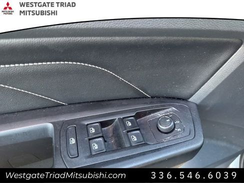 Used 2020 Volkswagen Atlas Cross Sport SEL image 12