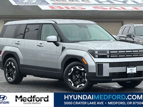 New 2025 Hyundai Santa Fe SE image 1