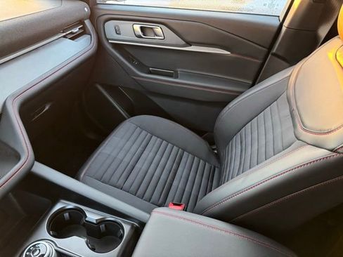 New 2026 Ford Explorer ST-Line w/ ST-Line Street Pack image 22