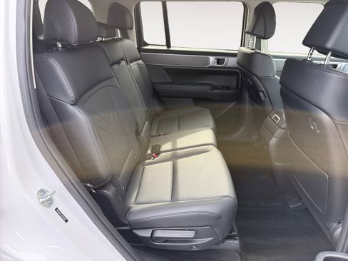 Certified 2024 Hyundai Santa Fe SEL image 19