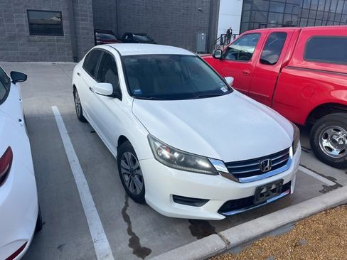 Used 2014 Honda Accord LX image 2
