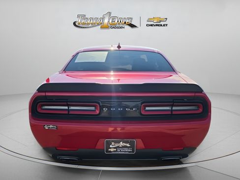 Used 2017 Dodge Challenger SXT Plus RWD image 7